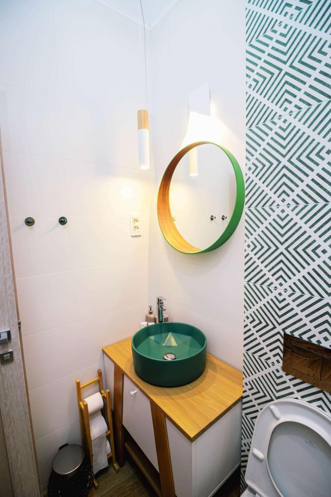 Bed and Breakfast Conacul Olarilor Baia de Fier Exterior foto